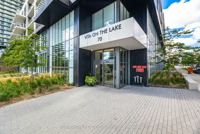 70 Annie Craig Drive 3203, Toronto, On M8v 0g2