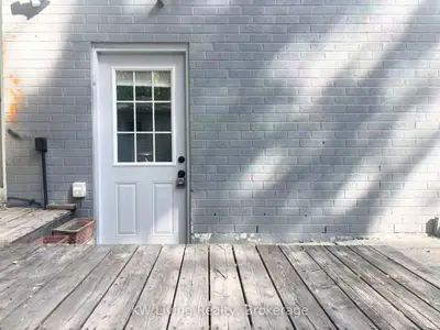 18 Jensen Square Basement, Brampton, On L6s 2n2