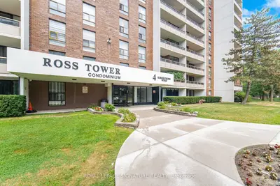 4 Kings Cross Road 303, Brampton, On L6t 3x8