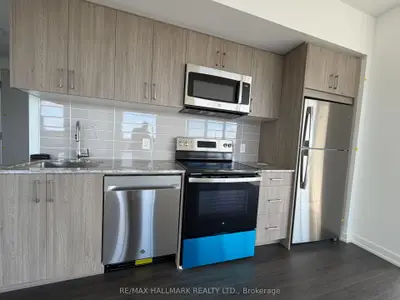 4010 Eglinton Avenue W 2610, Toronto, On M9a 4m2