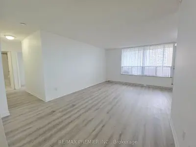 3390 Weston Road, Toronto, On M9m 2x3