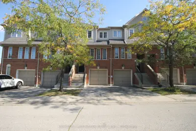 4950 Albina Way 28, Mississauga, On L4z 4j4