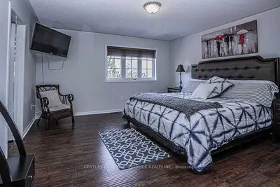 50 Sweetwood Circle W, Brampton, On L7a 2x7