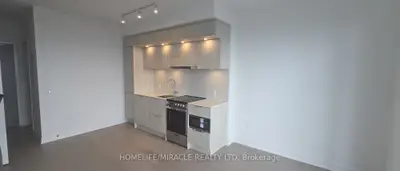 448 Burnhamthorpe Road W 7509, Mississauga, On L5b 0r4