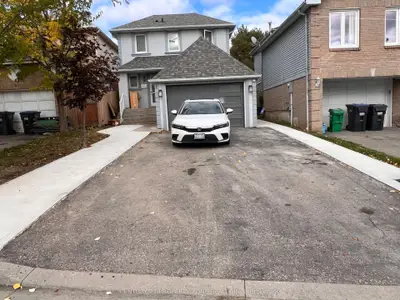 6 Roehampton Crescent W Basement , Brampton, On L6y 2r4
