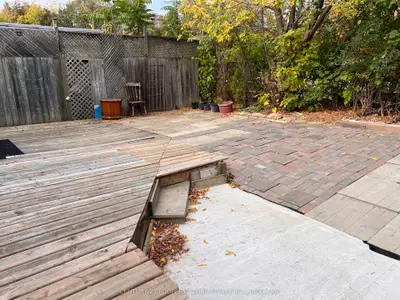 6 Roehampton Crescent W Basement , Brampton, On L6y 2r4