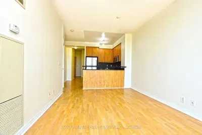 220 Burnhamthorpe Road 2201, Mississauga, On L5b 4n4
