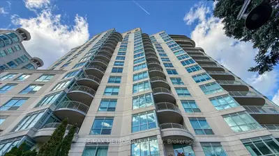 2111 Lake Shore Boulevard W 816, Toronto, On M8v 4b2