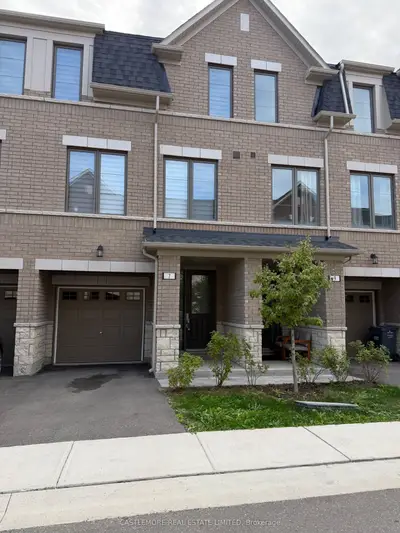 7 Arcola Street, Brampton, On L6p 4n6