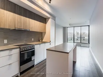 7 Smith Crescent 204, Toronto, On M8z 0g3