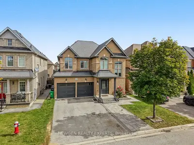 43 Lone Rock Circle, Brampton, On L6p 0k4