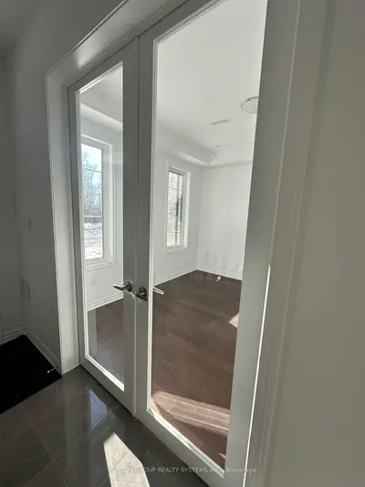 157 Settlers Road, Oakville, On L6h 7x7