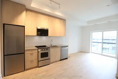 3008 William Cutmore Boulevard 713, Oakville, On L6h 8e7