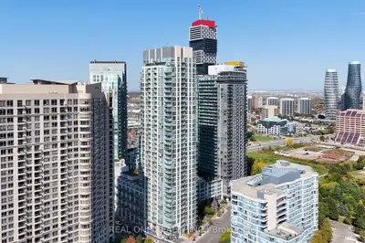 225 Webb Drive 1611, Mississauga, On L5b 4p2