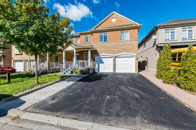 7 Shadyridge Road, Brampton, On L6p 1k3