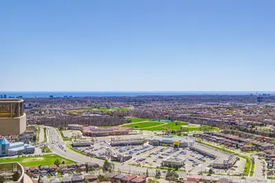 3880 Duke Of York Boulevard Gph10, Mississauga, On L5b 4m7