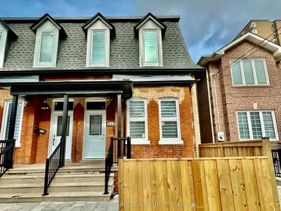 211 Osler Street Upper, Toronto, On M6n 2z2