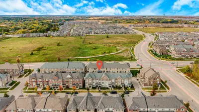 12 Brushwood Drive, Brampton, On L6y 6g5
