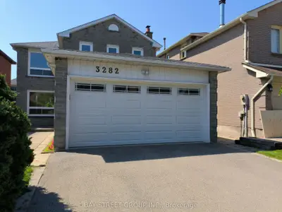 3282 Dragon Drive, Mississauga, On L5b 3g7