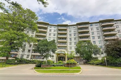 80 Grandravine Drive 411, Toronto, On M3j 1b2