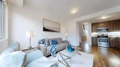 60 Winston Park Boulevard 66, Toronto, On M3k 0a4
