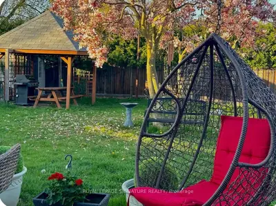 441 Seaton Drive Main, Oakville, On L6l 3y3