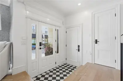 305 Randall Street, Oakville, On L6j 6b4