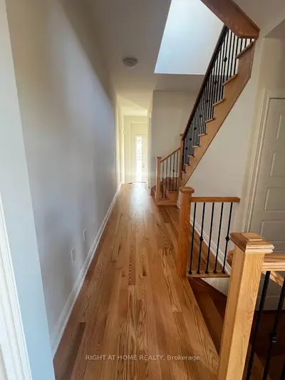 1368 Peony Path E, Oakville, On L6h 7z7