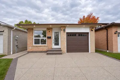 130 Martindale Crescent, Brampton, On L6x 2v1