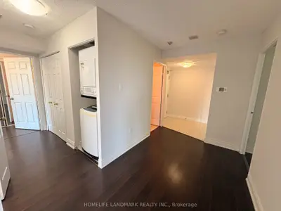 250 Webb Drive 315, Mississauga, On L5b 3z4