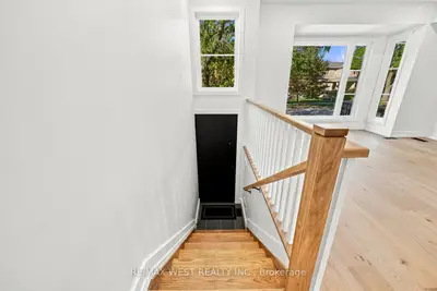 157 Aldercrest Avenue, Toronto, On M8w 4j2