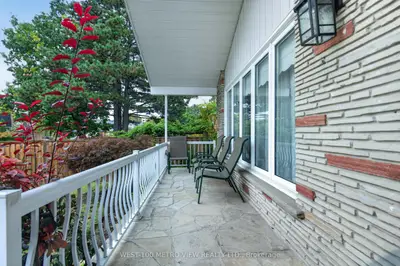 3411 Pinesmoke Crescent, Mississauga, On L4y 3l4
