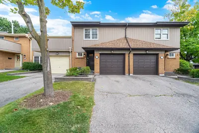 1951 Rathburn Road E 138, Mississauga, On L4w 2n9