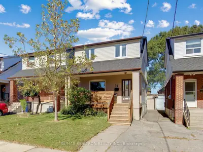 22 Mahoney Avenue, Toronto, On M6m 2h4