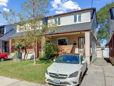 22 Mahoney Avenue, Toronto, On M6m 2h4
