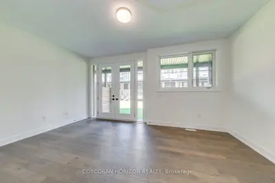 2273 Turnberry Road 44, Burlington, On L7m 2b2