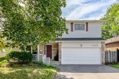 3206 Valmarie Avenue, Mississauga, On L5c 2a5