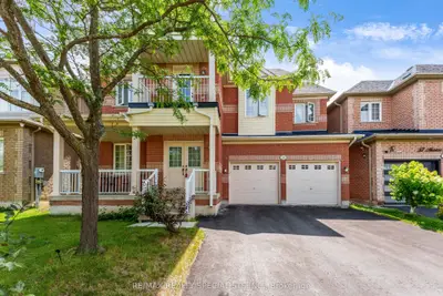 59 Masters Green Crescent, Brampton, On L7a 3k6