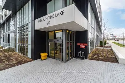 70 Annie Craig Drive 1706, Toronto, On M8v 0g2