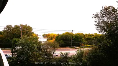 2212 Lake Shore Boulevard W 502, Toronto, On M8v 0c2