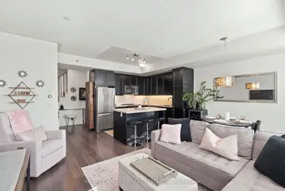 145 Long Branch Avenue 22, Toronto, On M8w 0a9
