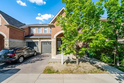 55 Loftsmoor Drive, Brampton, On L6r 3r7