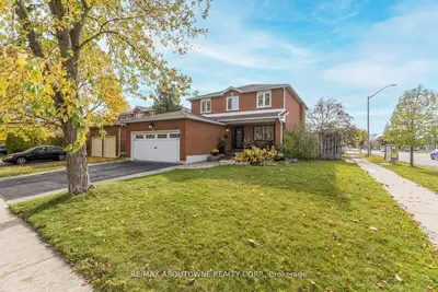 467 Hedgerow Lane, Oakville, On L6h 4v8
