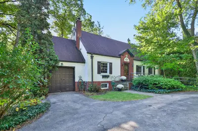 40 Pinewood Trail, Mississauga, On L5g 2l1