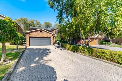3 Esposito Court, Toronto, On M9c 5h6