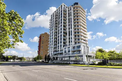840 Queens Plate Drive 1103, Toronto, On M9w 6z3