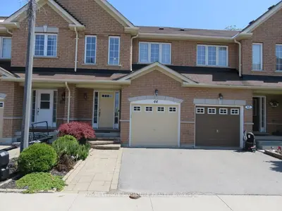 620 Ferguson Drive 44, Milton, On L9t 0m8