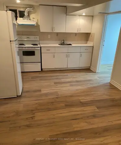 28 Ladore Drive (basement), Brampton, On L6y 1v5