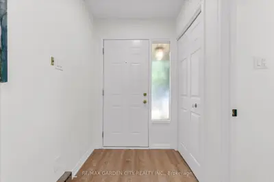 5045 Pinedale Avenue 82, Burlington, On L7l 5j6
