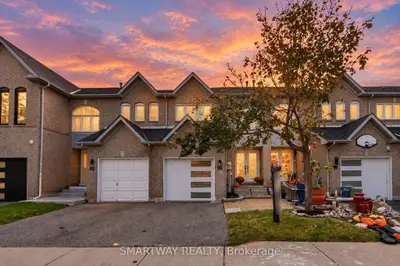 94 Goldenlight Circle, Brampton, On L6x 4n6